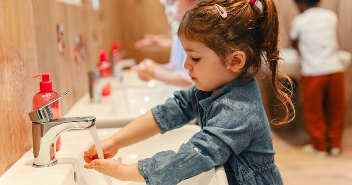 Consistently use routines and schedules (Early Childhood) | inclusionED