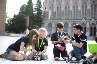 Robotics social clubs for students on the autism spectrum